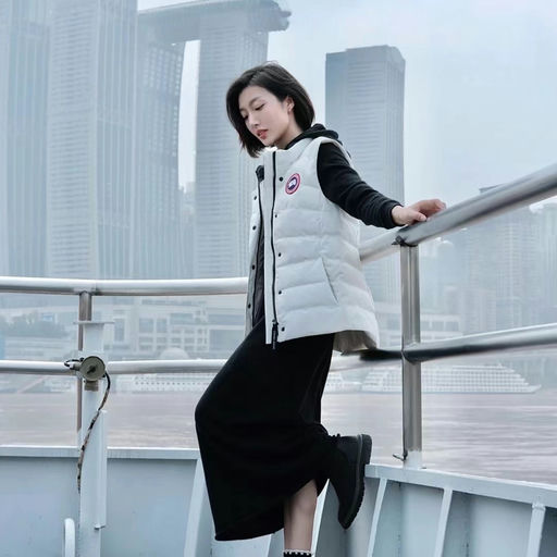 【75折】【最后黄金M码】加拿大鹅Freestyle羽绒马甲，bug价