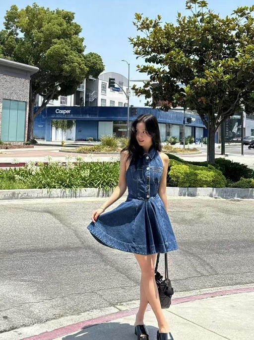 【75折】【Jisoo同款】Self-portrait新款牛仔露背挂脖裙