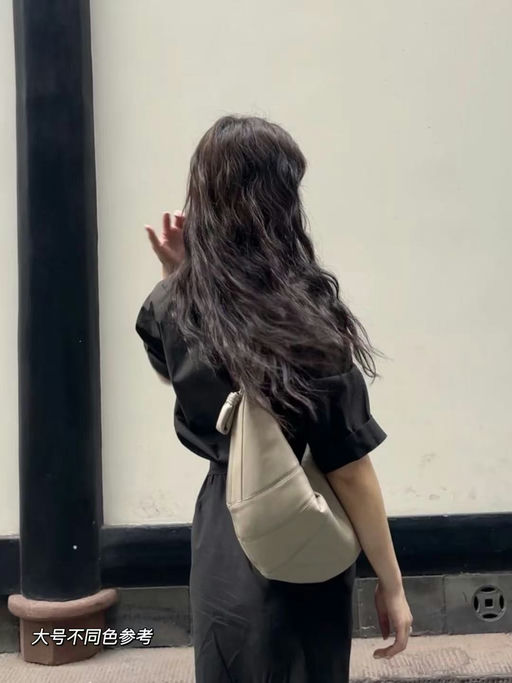 【49折】【比小号还便宜】Lemaire Fortune Croissant大号