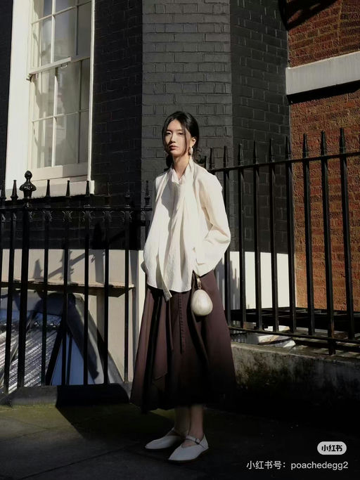 【欧阳娜娜同款】Lemaire玛丽珍，6折