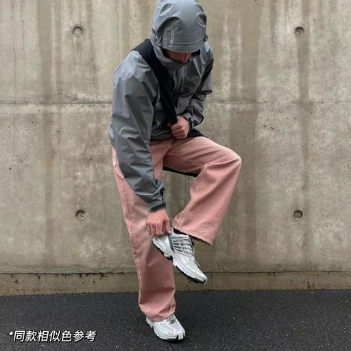 【上架即断码】未来主义