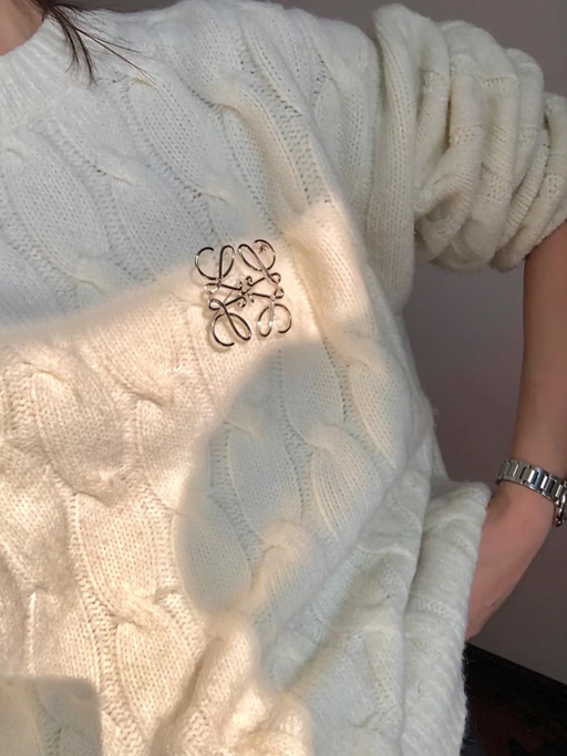 【一件提升衣品】Loewe 经典花园胸针，72折