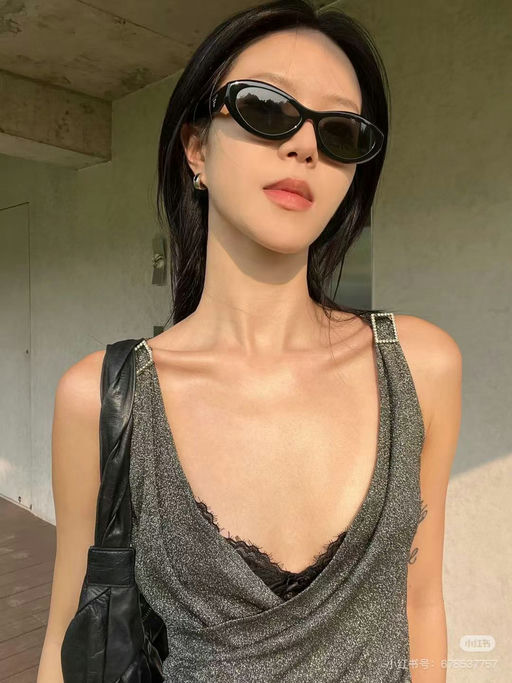 【28折起！】Prada热门款墨镜，大面积下折