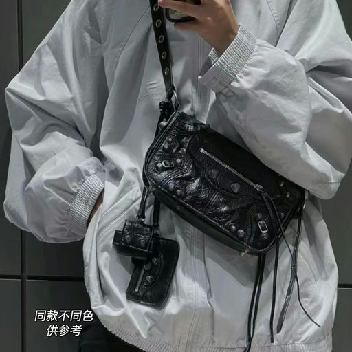 【56折！】【周杰伦同款】BLCG新款翻盖机车包