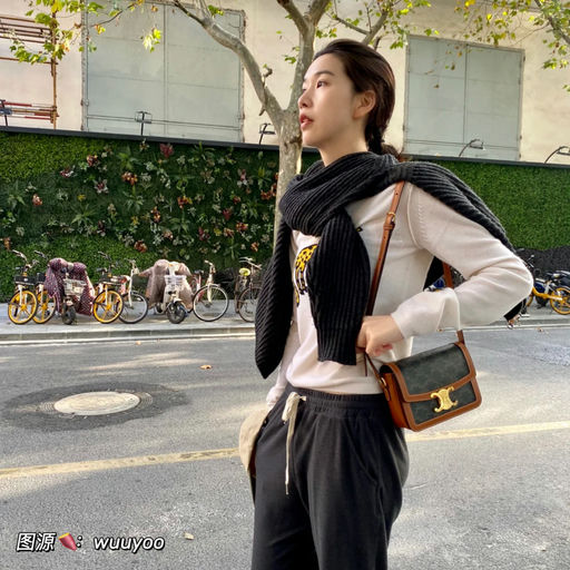 【太炸裂了】Celine 6折，随时断