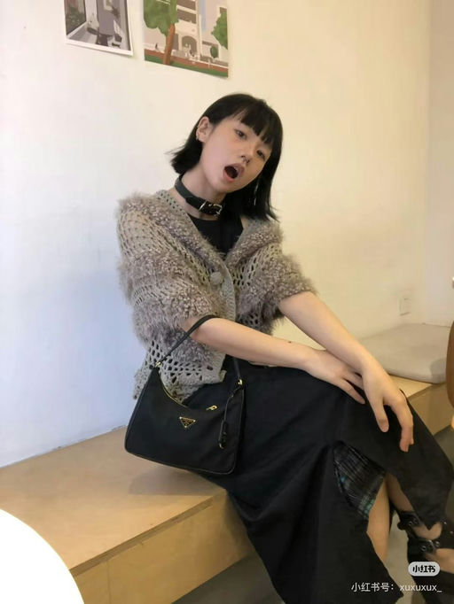 【经典之作】【难得8x折】Prada经典hobo