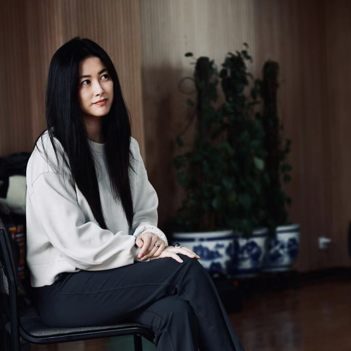 【蹲到白色啦！】朱珠同款卫衣，下折！