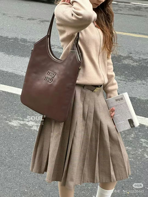 【仅限今日】【张元英同款】Miu Miu热门款Ivy托特