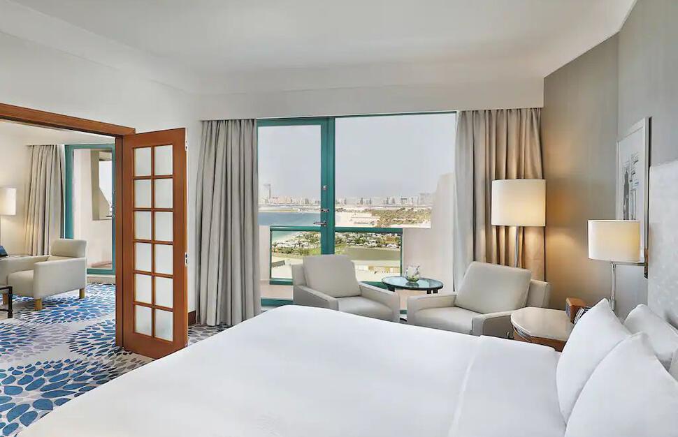 Hilton-Dubai-Jumeirah-13.jpg