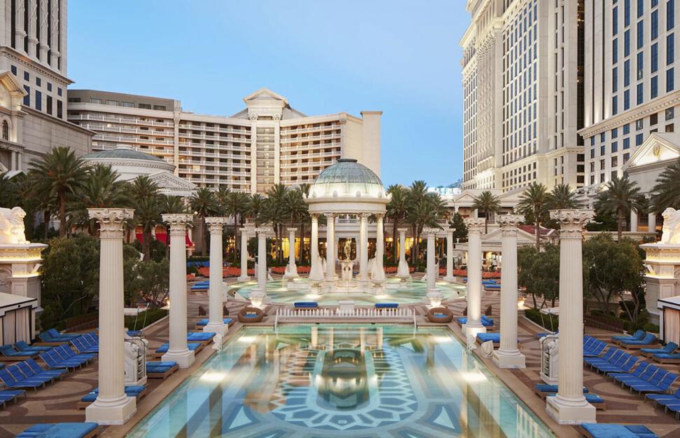 Caesars-Palace-7.jpg