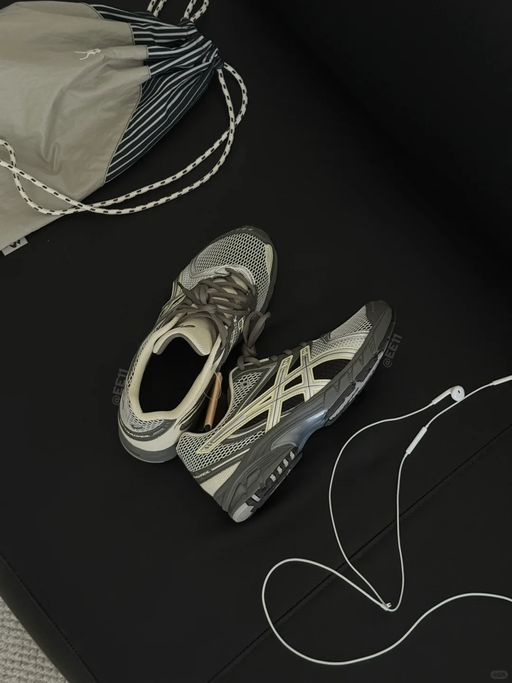  【46折！】【ASICS 复古跑鞋】