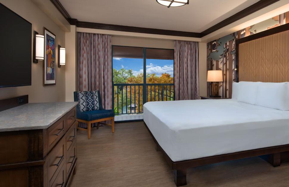 Disneys-Wilderness-Lodge-2.jpg
