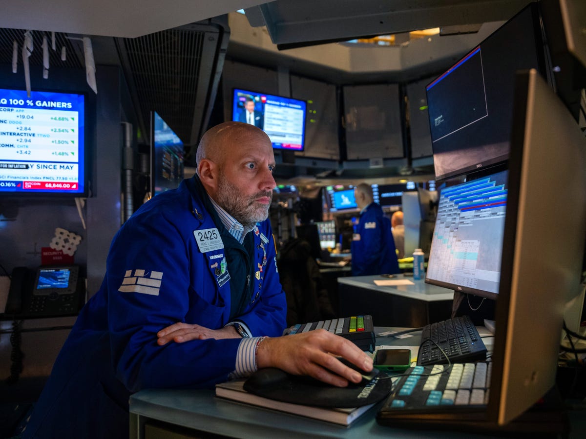 Hazel: La innovadora IA que revoluciona la gestión bursátil en las gestoras