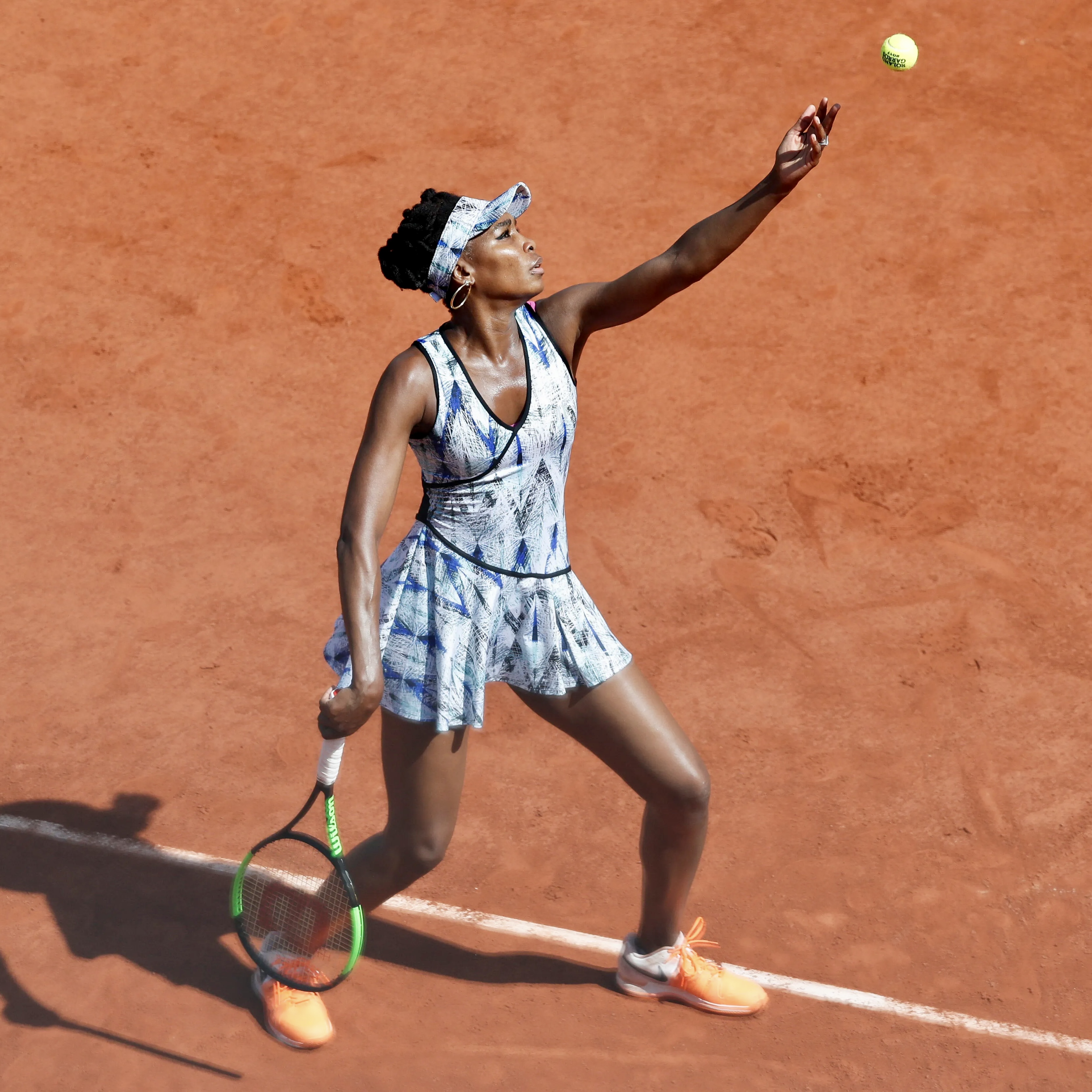 Queen Vee serves it up