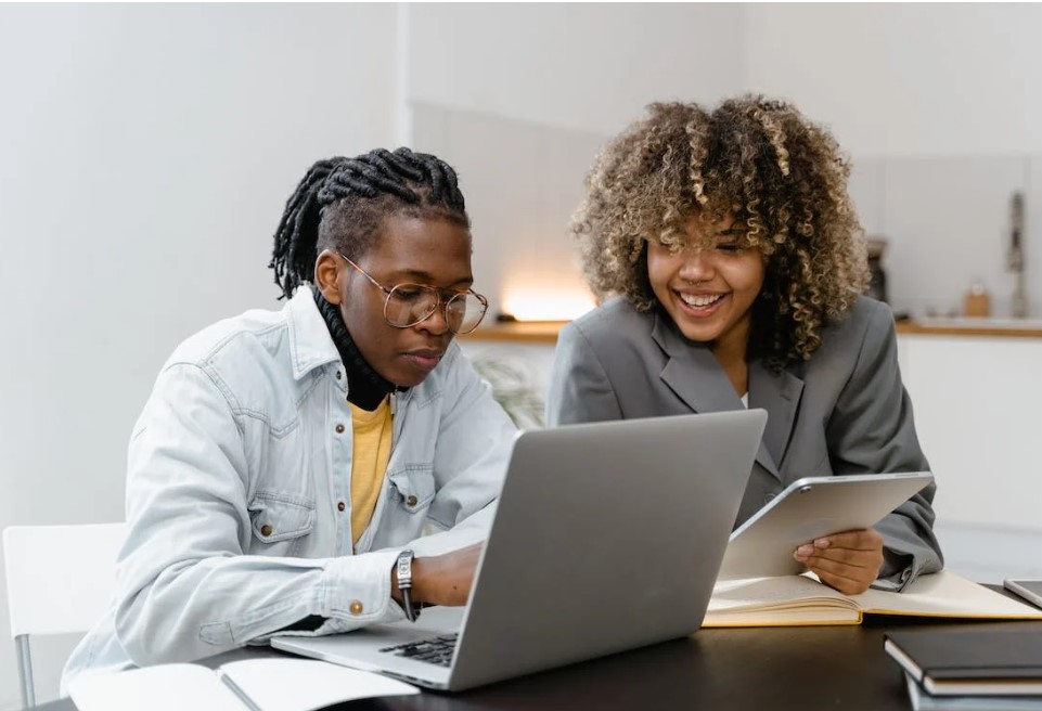 The Dos and Don'ts of Scaling Your Business: Lessons Learned from Successful Entrepreneurs