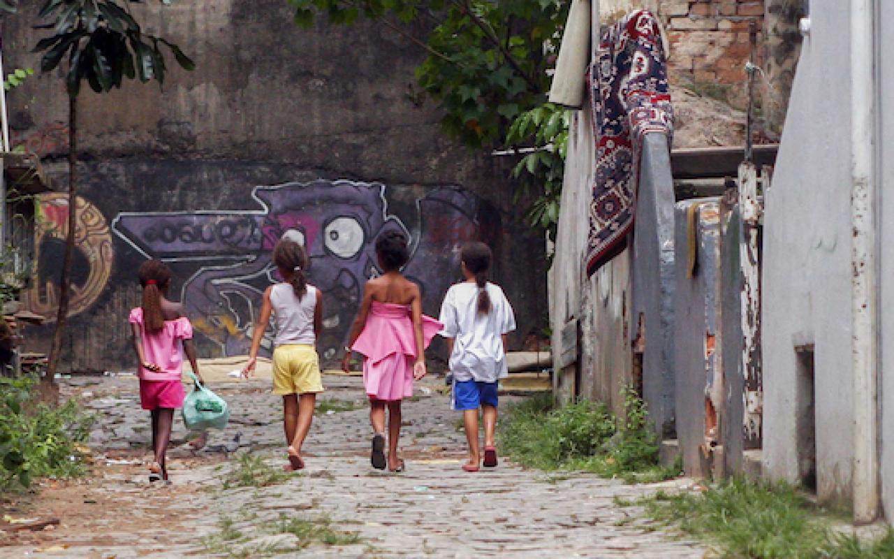 End with children living in the streets