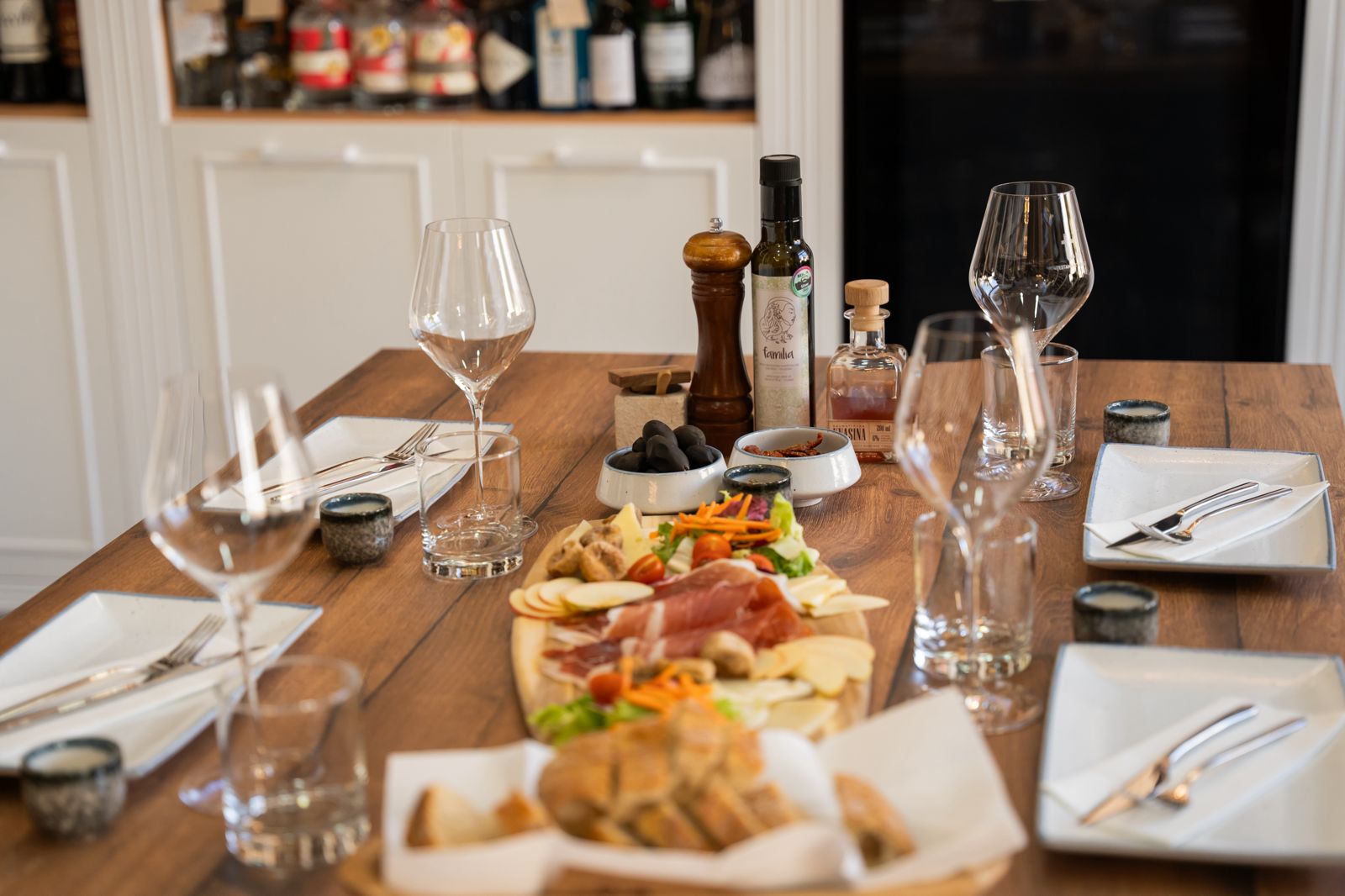Dégustation de vins (3 vins) – au cœur du palais de Dioclétien