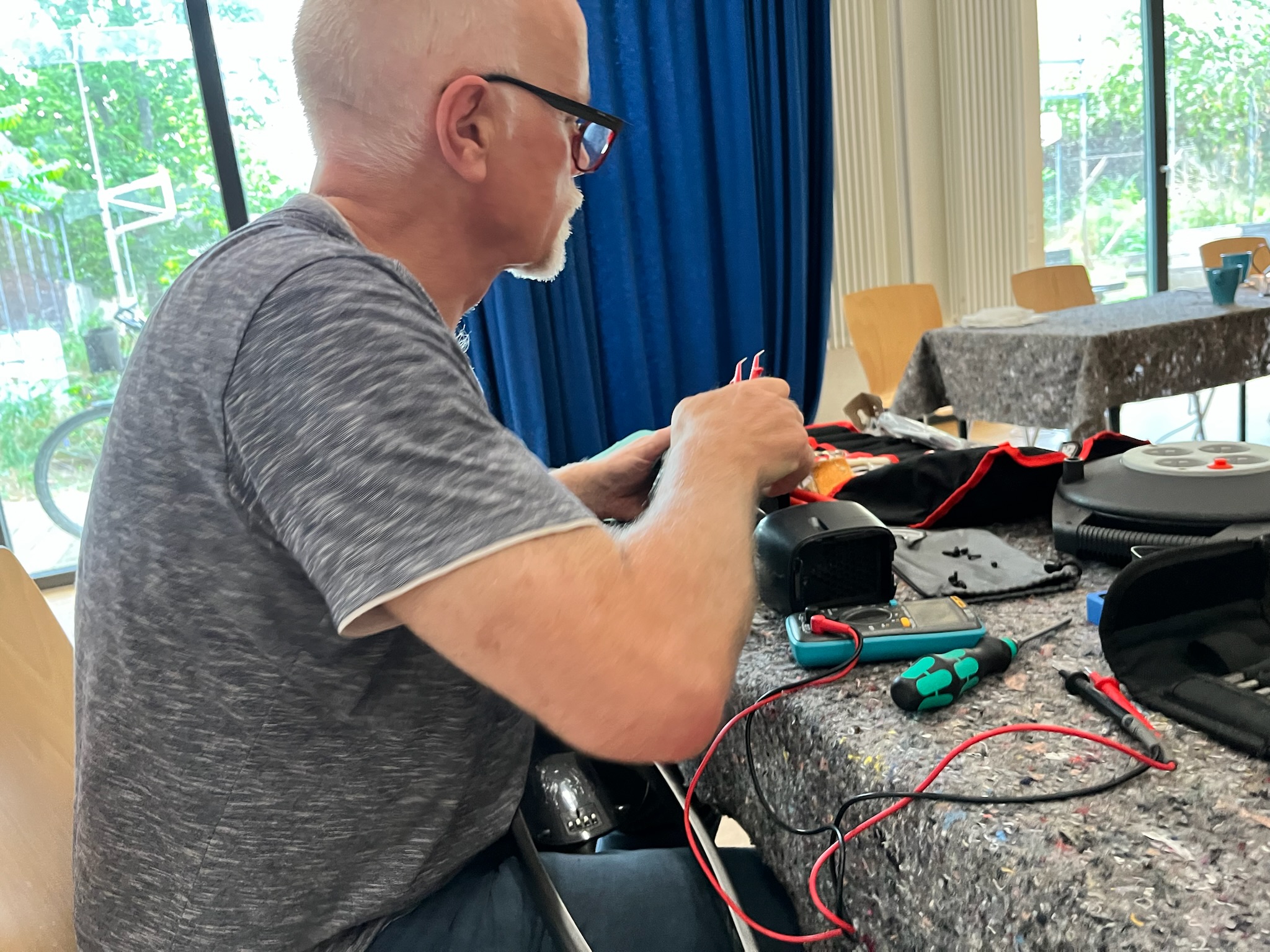 Berliner Repair Cafés: Lassen Sie Ihre Elektronik und Fahrräder reparieren