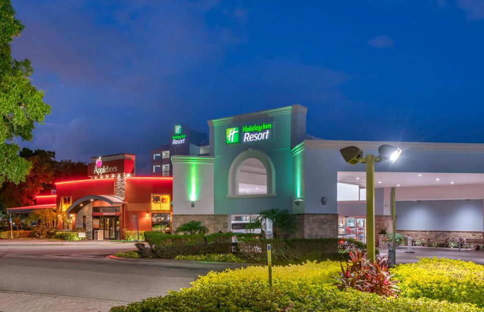 Holiday-Inn-Resort-Lake-Buena-Vista-3.jpg