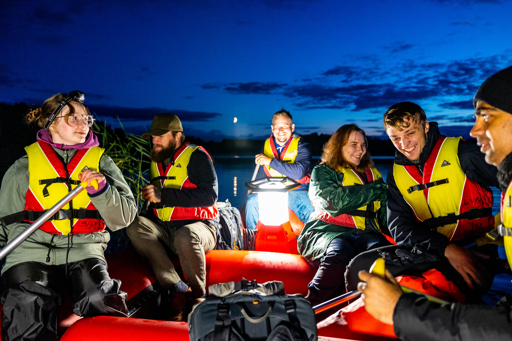 Mega packrafting with friends 1