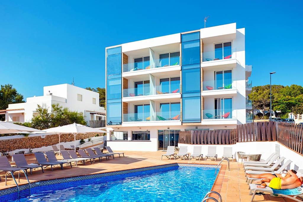 IBZ_79942_Sol_Bahia_Ibiza_Suites_0119_20.jpg