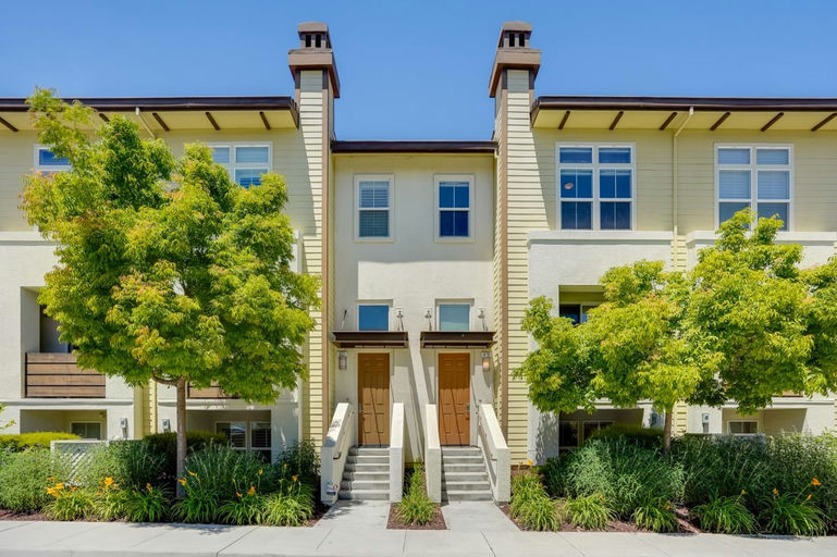 Amelia @ Bay Meadows