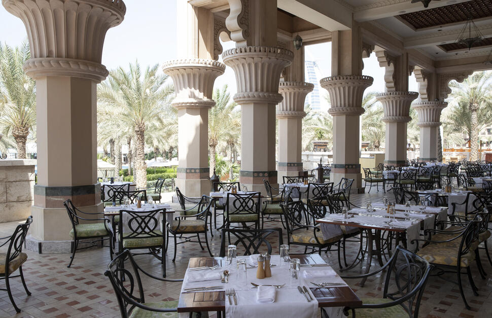 Jumeirah-Al-Qasr-18.jpg