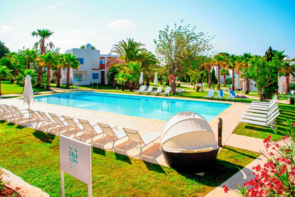 IBZ_71164_Cala_Llenya_Resort_1020_29.jpg