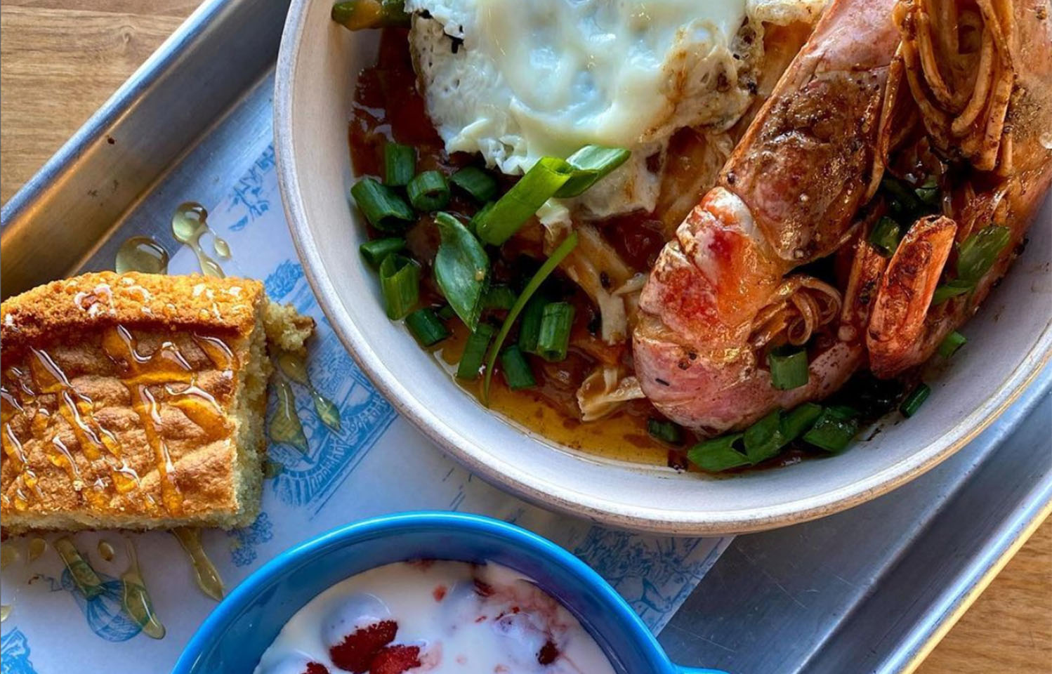 Order fresh & delicious pizza at Deuce Pub & Pit in Columbia, MO.