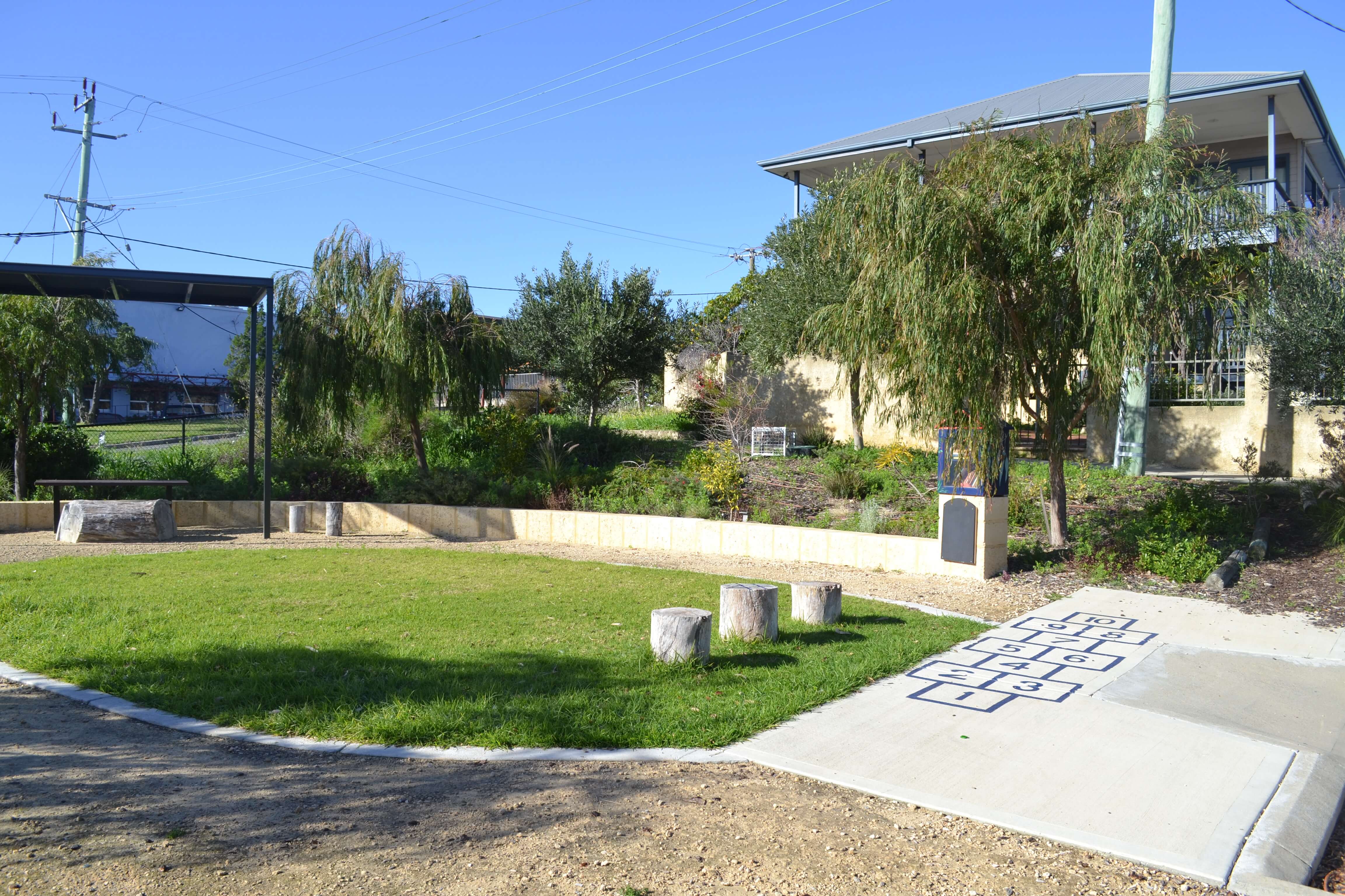 WA Urban Playground LGI POS CF