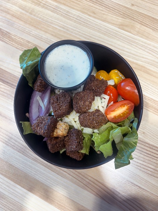 Order fresh & delicious pizza at Deuce Pub & Pit in Columbia, MO.