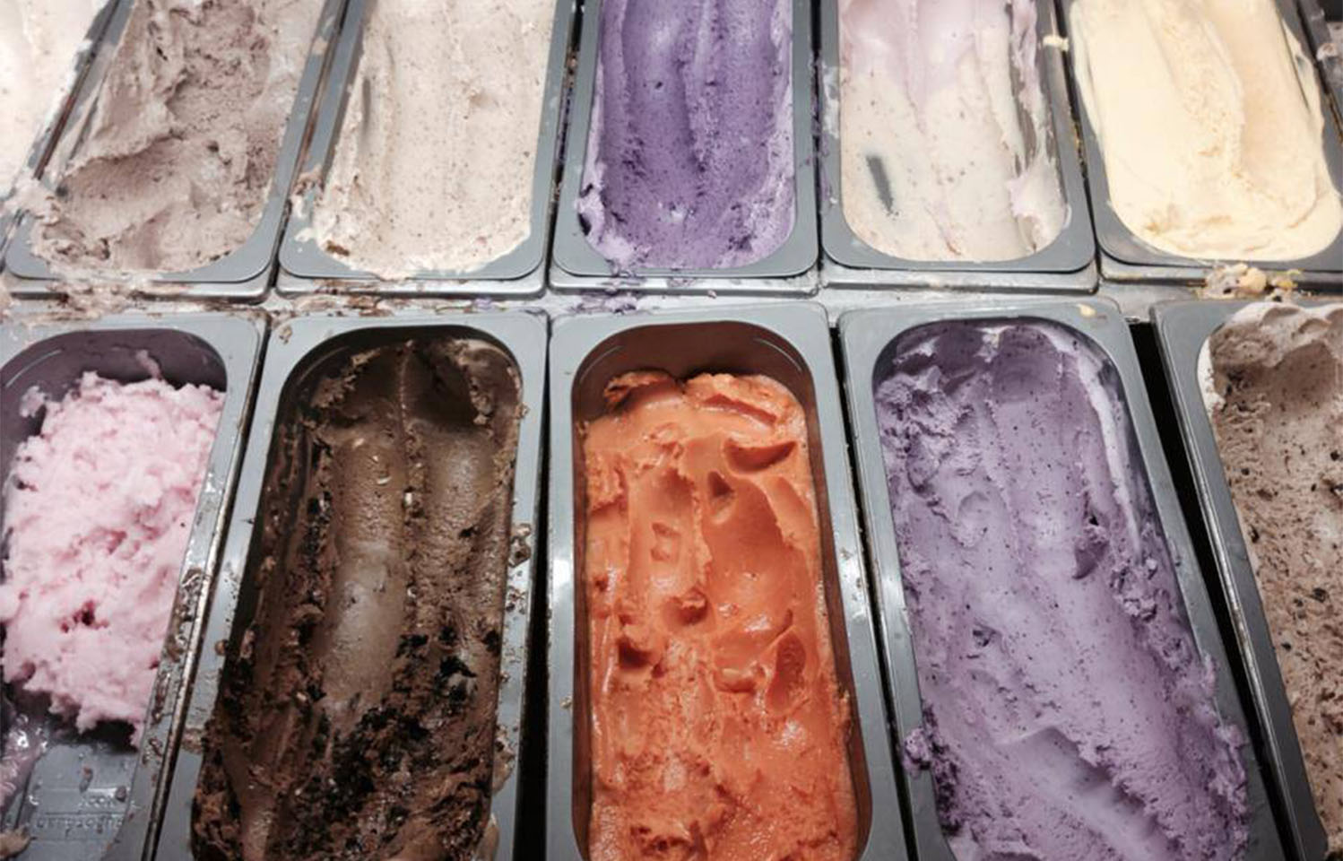 Relax on the outdoor patio at Sparky's with a scoop or two oof ice cream in Columbia, MO.