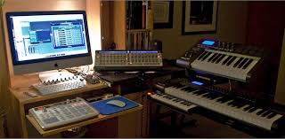 Multimedia Producer - Caelyb