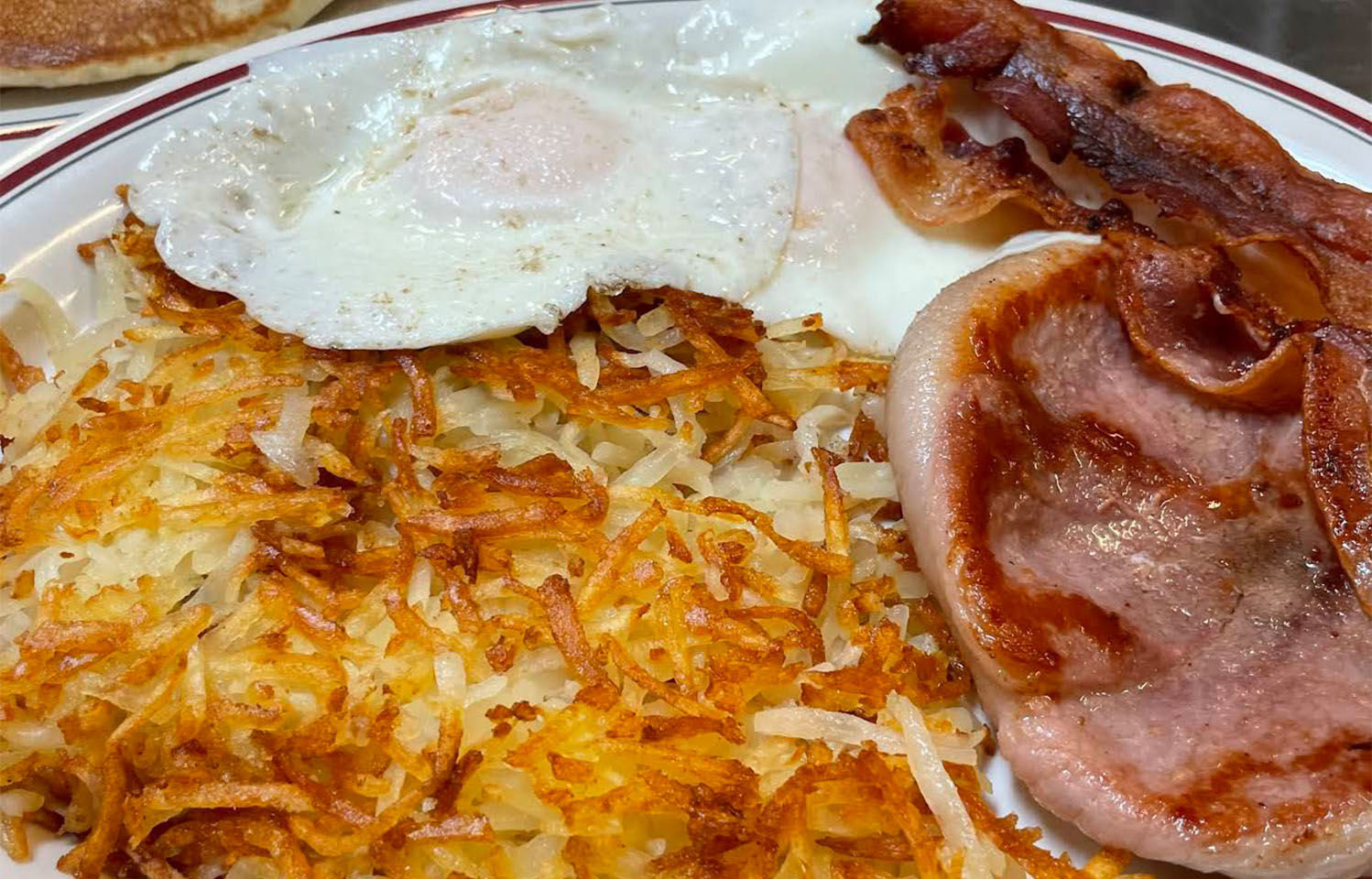 Have your next gathering at Deuce Pub & Pit in Columbia, MO!