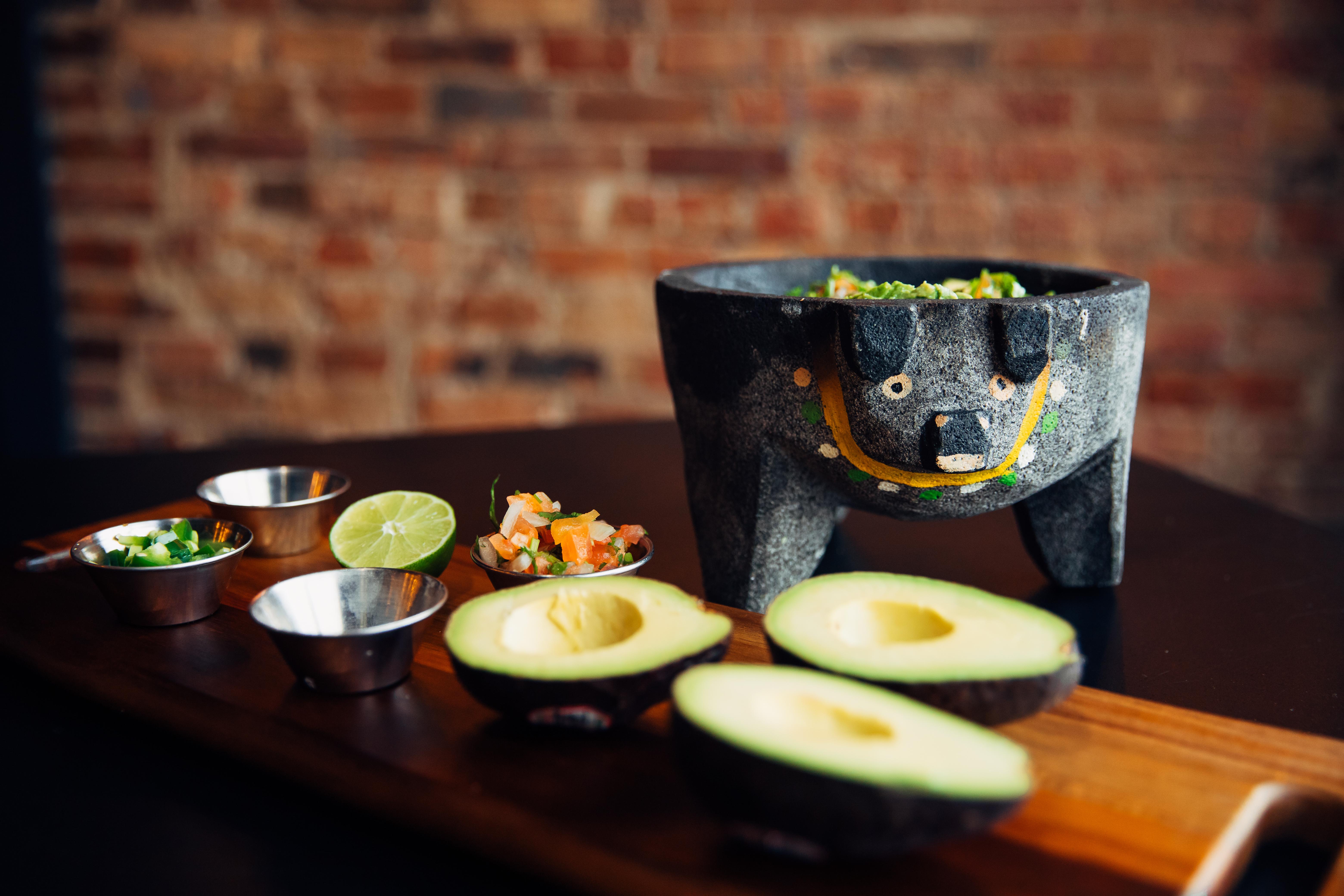 Hot wings served at Deuce Pub & Pit in Columbia, MO.