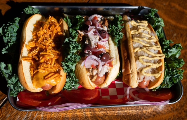 Hot wings served at Deuce Pub & Pit in Columbia, MO.