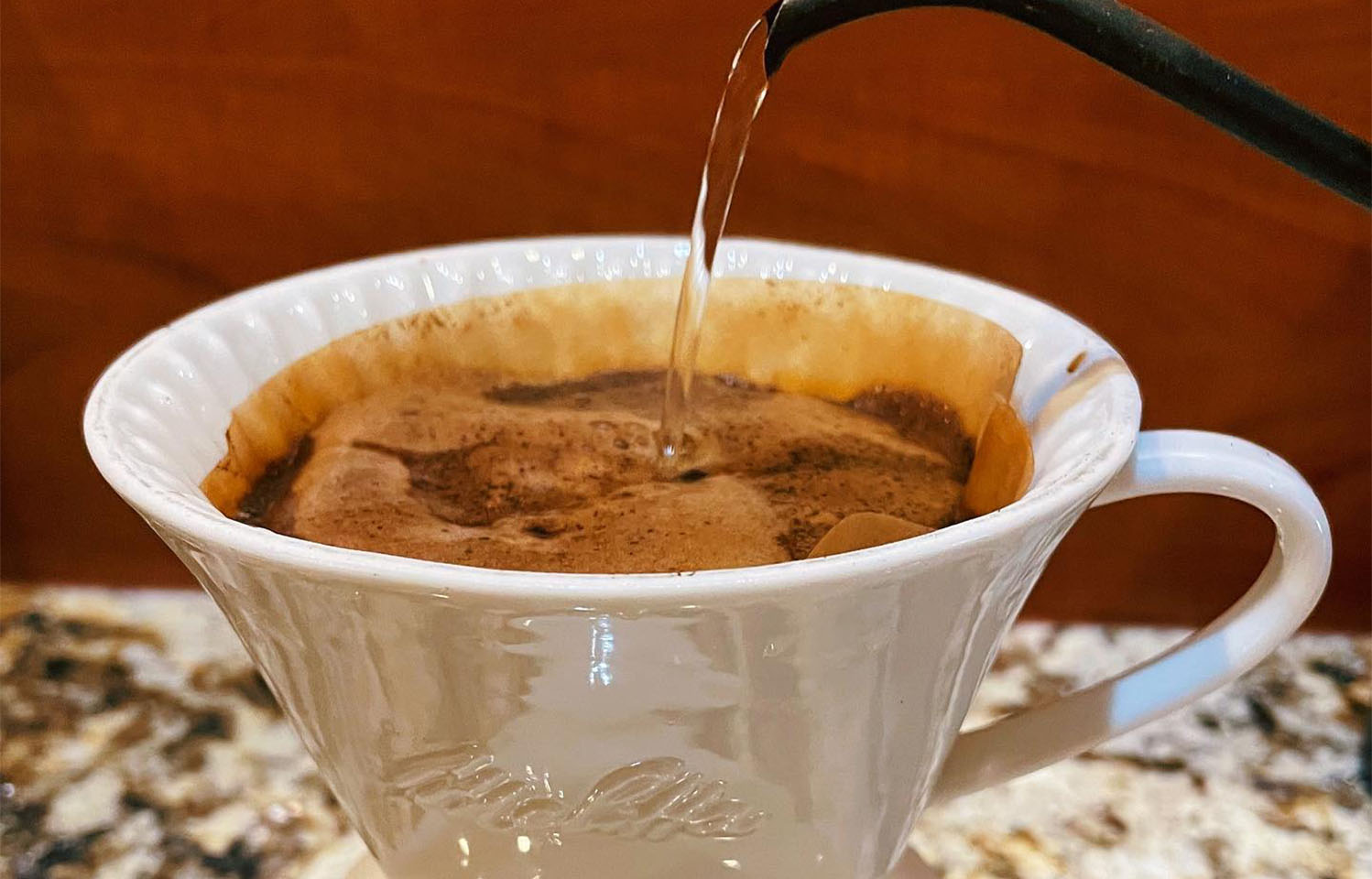 Pick up breakfast, coffee or tea from Lakota Coffee in Columbia, MO.