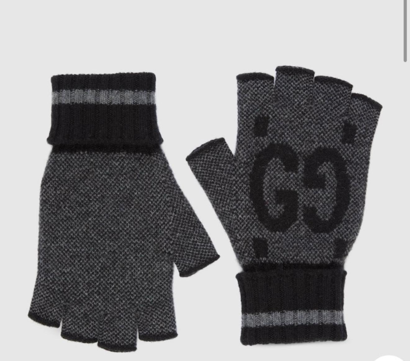 Gucci GG Wool Fingerless Gloves – Black & Grey Knit
