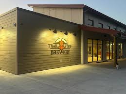 Order fresh & delicious pizza at Deuce Pub & Pit in Columbia, MO.