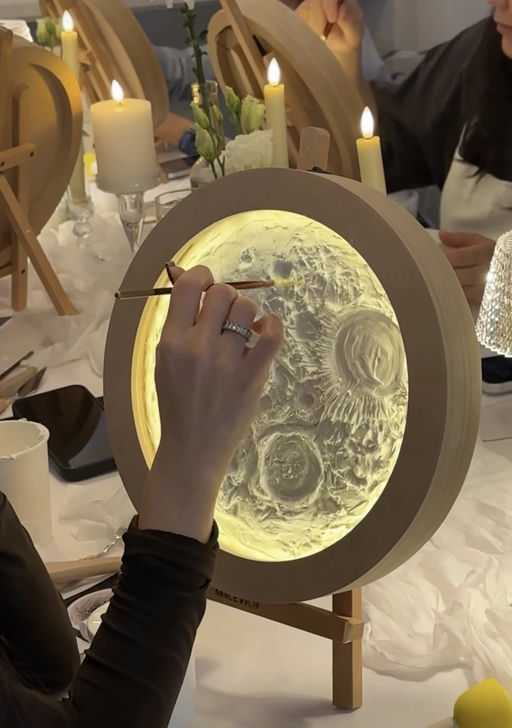 Moon Art – Terminbild