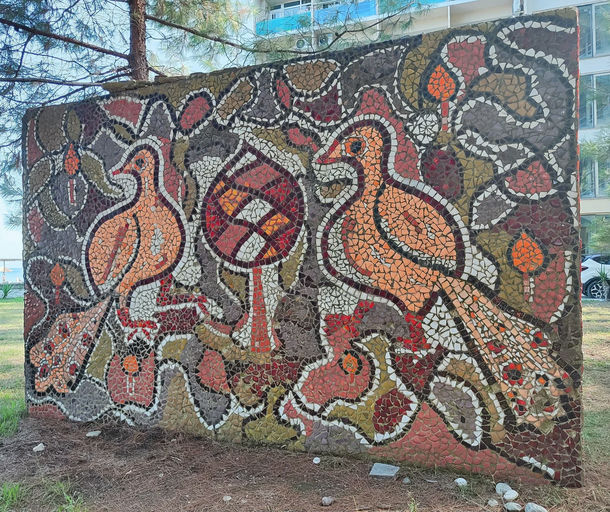 Bichvinta Birds Mosaic