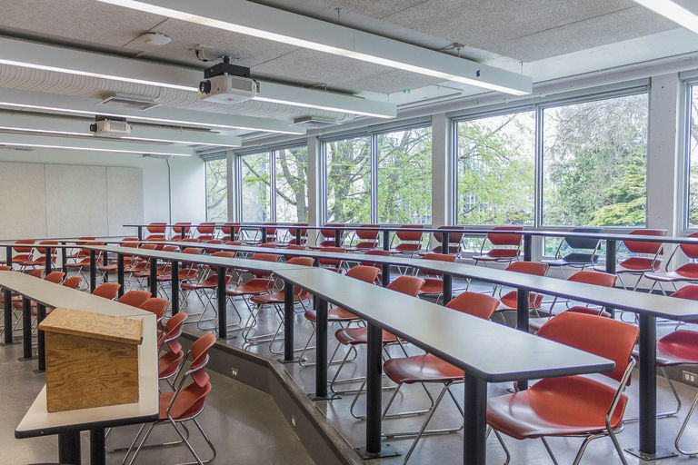 BUCH B208 - Image Gallery 1