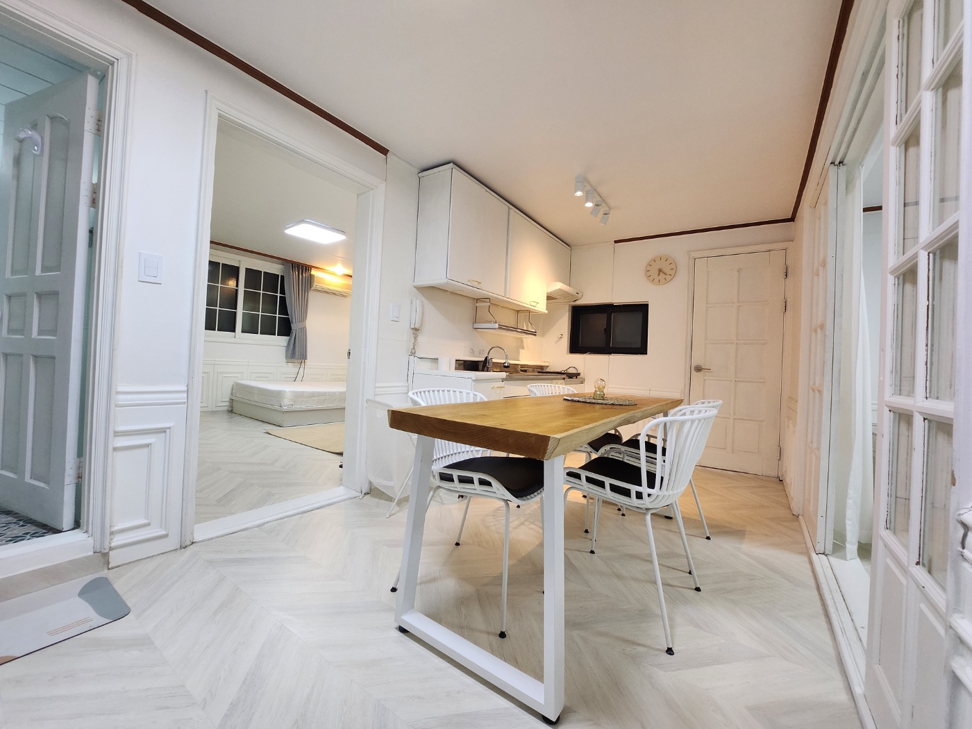 THE NOOK Stay Hongdae 327 #2