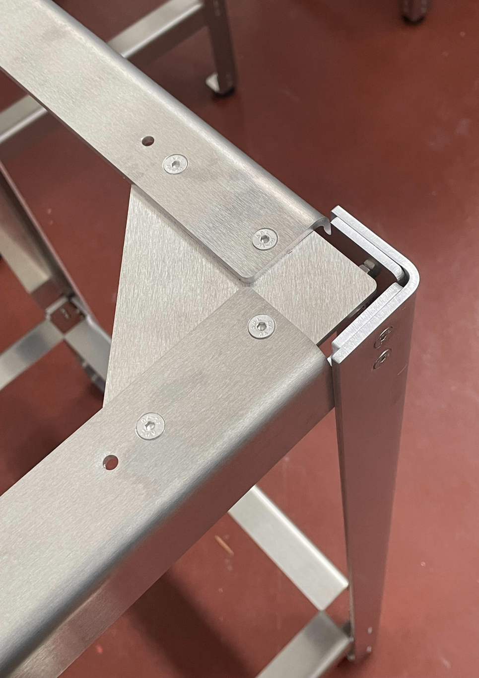 Alu High Table 01_Process10