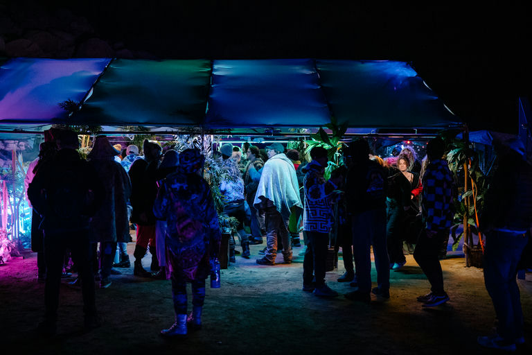 233. UW-23-@stefman_-02566-(Castillo, Crowd, Monday, Renegade Stage).jpg