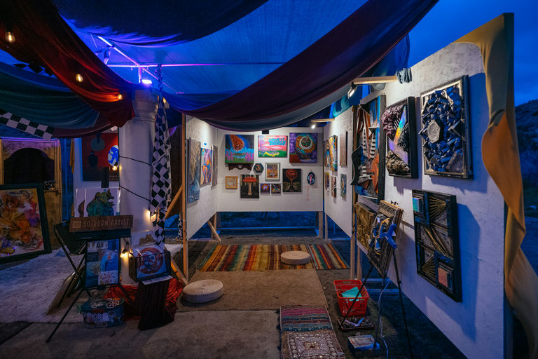 103. UW-23-@stefman_-08754-(Art Installations, Gallery, Saturday).jpg