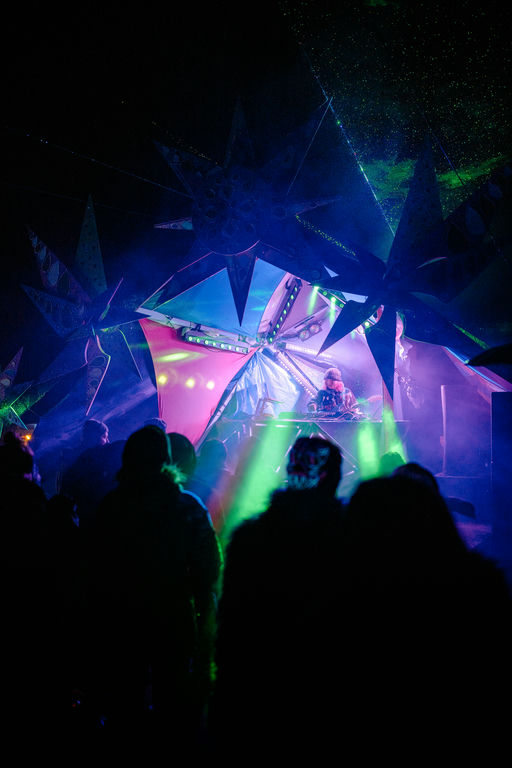 038. UW-23-@stefman_-08958-(Crowd, Nozu Live, Saturday, Umbrella Stage).jpg