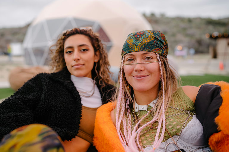 004. UW-23-@stefman_-08056-(Attendees, Friday, Umbrellavation Oasis).jpg