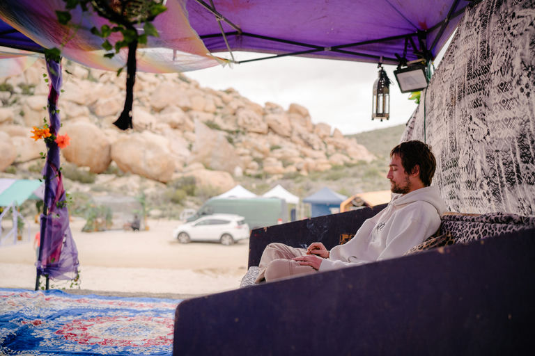 002. UW-23-@stefman_-08034-(Attendees, Friday).jpg