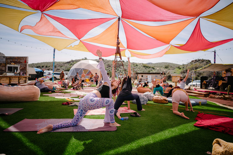 157. UW-23-@stefman_-09458-(Sunday, Umbrellavation Oasis, Workshop, Yoga).jpg